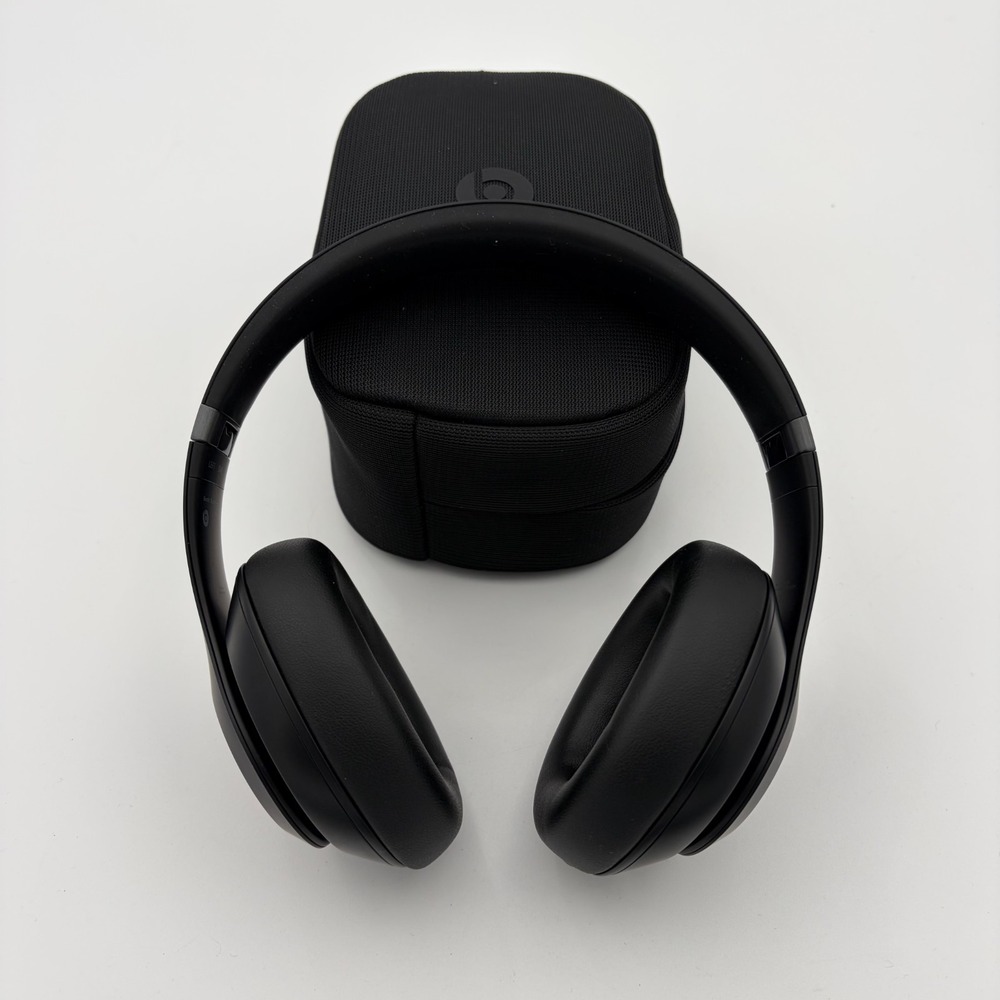 Beats Studio Pro Wireless Noise Cancelling Bluetooth Headphones Black